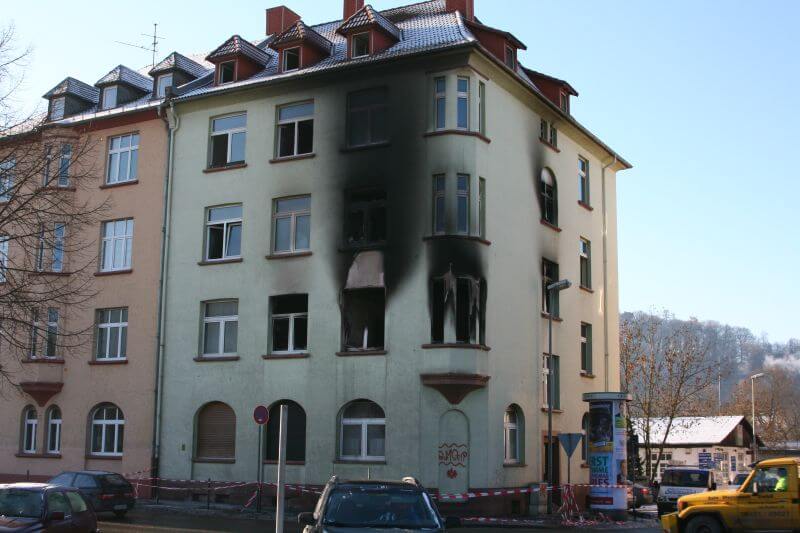 nach einem Brand - Außenansicht nach einem Brand - Außenansicht
