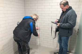 Ausmessung Bodengefälle Duschen