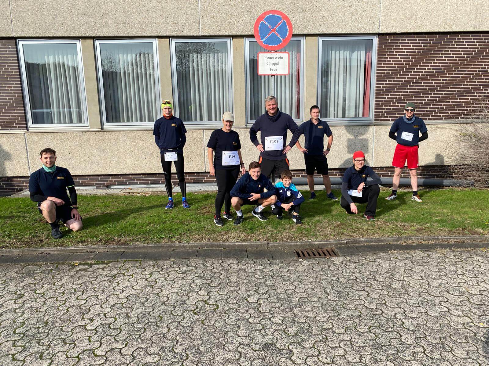 Gruppenbild vor dem Möhrchenlauf